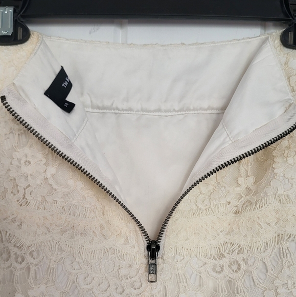 The Kooples Cream Lace Front Fold Mini Skirt Size 6 - Picture 5 of 11